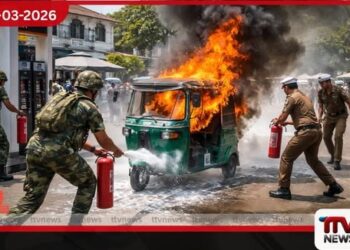 ගාල්ල කොටුව ඉන්ධන පිරවුම්හල අසලදී ත්‍රිරෝද රථයක් ගිනිබත් වෙයි