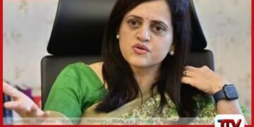 මුම්බායි මහා නගර සභාවේ  ප්‍රථම කාන්තා කොමසාරිස්වරිය ලෙස  අශ්විනි බිඩේ පත් වීමට සැරසෙයි