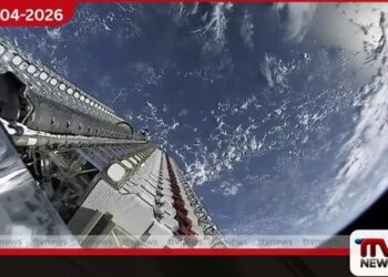 SpaceX චන්ද්‍රිකාවක් කක්ෂයේදී බිඳී යාමෙන් මෙගා-සංකීර්ණ පිළිබඳ දැඩි කනස්සල්ලක් මතු වෙයි