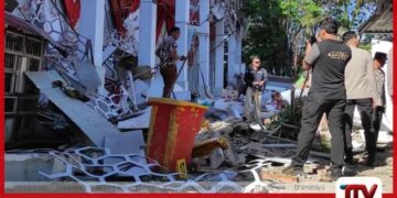 ඉන්දුනීසියාවේ රික්ටර් මාපක 7.4ක ප්‍රබල භූමිකම්පාවක්