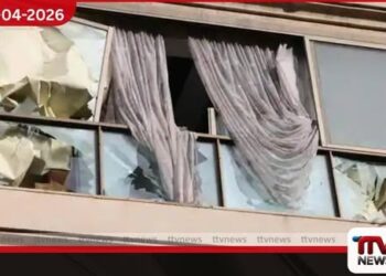 ඉරානයේ ටෙහෙරාන් නුවර පිහිටි  හිටපු අමෙරිකානු තානාපති කාර්යාල පරිශ්‍රයට  ගුවන් ප්‍රහාරයක්