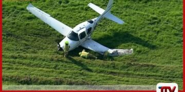 වොලොන්ගොන්ග් අසල සිදුවූ  සැහැල්ලු ගුවන් යානා අනතුරකින්  ගුවන් නියමුවා දිවි බේරා ගනී