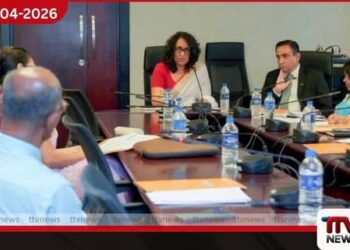 ජාතික අධ්‍යාපන  විද්‍යාපීඨ ප්‍රතිසංවිධානයට  මහාචාර්ය ලියනගේ  අමරකීර්තිගේ සභාපතිත්වයෙන්  විද්වත් කමිටුවක්