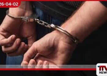 කල්පිටියේදී නීති විරෝධී ලෙස  මෙරටට ගෙනා එනසාල් කිලෝ 98ක්  සමඟ සැකකරුවන් දෙදෙනෙක් නාවික හමුදා දැලට