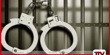 රුපියල් 4,000ක අල්ලසක් ගත්  අක්කරපත්තුව පොලිස් සැරයන්වරයෙකු  අත්අඩංගුවට