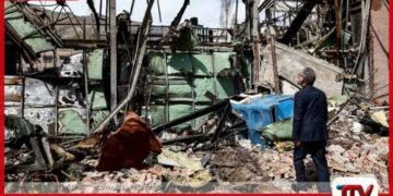 හෝමුස් සමුද්‍ර සන්ධිය විවෘත නොකළහොත්  ඉරානයට ‘අපායක්’ මවන බවට  ට්‍රම්ප්ගෙන් අනතුරු ඇඟවීමක්