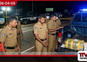 ගංජා පාර්සලයක් සමඟ පොලිස් කොස්තාපල්වරුන් දෙදෙනෙකු අත්අඩංගුවට