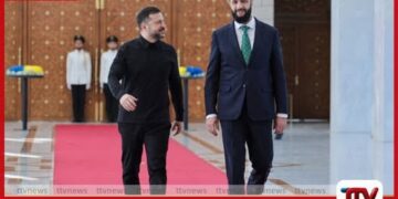 යුක්රේන ජනාධිපති සෙලෙන්ස්කී සහ  සිරියානු ජනාධිපති අල් ෂාරා අතර  ඓතිහාසික හමුවක්