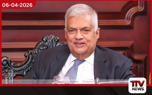 හිටපු ජනාධිපති රනිල් වික්රමසිංහ අලුත් අවුරුද්දට පෙර දිවයිනට