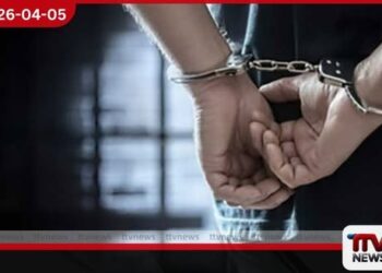 අහංගම ෆේස්බුක් සාදයක් වටලා මත්පැන් සමඟ දෙදෙනකු අත්අඩංගුවට