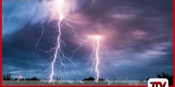 අද පස්වරුවේ ප්‍රදේශ රැසකට ප්‍රබල අකුණු සමඟ වැසි