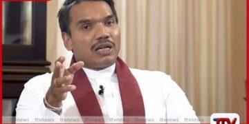 දේශපාලඥයන්ගේ වත්කම් මනින ද්විත්ව ප්‍රමිතිය ගැන  නාමල් රාජපක්ෂගෙන් විවේචනයක්