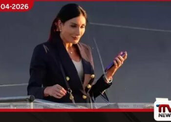 ලෝරා ලූමර් (Laura Loomer)  ෆෝර්ට් ලෝඩර්ඩේල් ගුවන් තොටුපළේදී  වාචික ප්‍රහාරයකට ලක්වෙයි