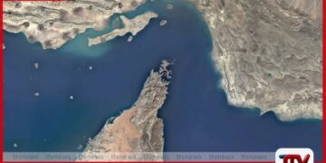 හෝමුස් සමුද්ර සන්ධියට ඇතුළු වන ඇමරිකානු නෞකාවලට ප්රහාර එල්ල කරන බවට ඉරානයෙන් අනතුරු ඇඟවීමක්