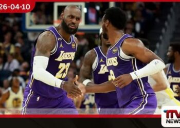 ලෝක වාර්තාවක් සමඟින්  ලේකර්ස් පිලට විශිෂ්ට ජයක්