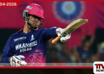 15 හැවිරිදි සූර්යවංශී  පන්දු 15කින්  IPL අර්ධ ශතකයක් ලබා ගනියි