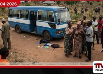 නයිජීරියාවේ විභාගයකට යමින් සිටි  සිසුන් පිරිසක් තුවක්කුකරුවන් විසින්  පැහැරගනු ලබයි