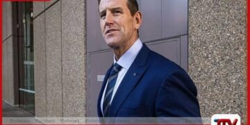 යුද අපරාධ චෝදනා ලැබූ  ඕස්ට්‍රේලියාවේ බෙන් රොබට්ස්-ස්මිත්ට  දැඩි කොන්දේසි මත  ඇප හිමිවෙයි