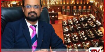 කුමාර ජයකොඩිට  පාර්ලිමේන්තුවේ පසුපෙළ අසුනක්