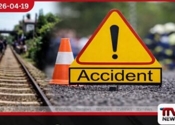 කබලාන දුම්රිය හරස් මාර්ගයේදී  යතුරුපැදියක් දුම්රියේ ගැටෙයි