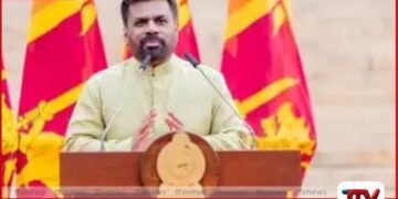 වරායේ අබිරහස් බහලුම් 323  නිදහස් කිරීමේ සිද්ධියට  ජනාධිපතිවරයා කැඳවීමට ගිය උත්සාහය හමුවේ  පාර්ලිමේන්තුවේ ඇති වූ උණුසුම් තත්ත්වය