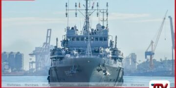 ඉන්දීය නාවික හමුදාවේ  ඉන්ස් නිරේක්ෂක් නෞකාව  ඒකාබද්ධ පුහුණුවක් සඳහා කොළඹට