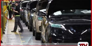 ජගුවර් ලෑන්ඩ් රෝවර් රථ වාහන  එක්ලක්ෂ හැත්තෑ දහසක්  ආපසු කැඳවයි