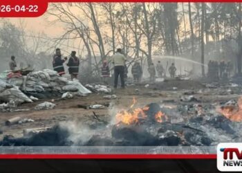 ඉන්දියාවේ දින තුනක්  තුළ සිදුවූ දෙවන ගිනිකෙළි  කර්මාන්තශාලා පිපිරීමෙන්  13 දෙනෙකු මියයයි