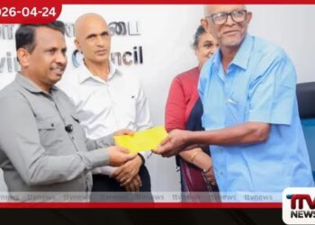 බදුල්ලේ “දිට්ටා” කුණාටුවෙන්  අසරණ වූ පවුල්වලට  බලාපොරොත්තුවේ ආලෝකයක් රජයෙන් ලැබුණු දැවැන්ත මූල්‍ය ශක්තිය මෙන්න