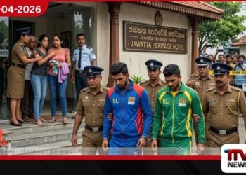 ජාවත්ත හෝටලයකදී තරුණියන් ස්නානය කරන අයුරු රහසින් වීඩියෝ කළ ක්රීඩකයින් දෙදෙනෙක් අත්අඩංගුවට