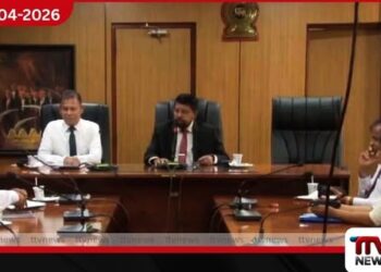 විදෙස්ගත ලාංකිකයින්ට  ඡන්ද අයිතිය ලබාදීමේ  විශේෂ කමිටු වාර්තාව  අමාත්‍යවරයාට භාර දෙයි