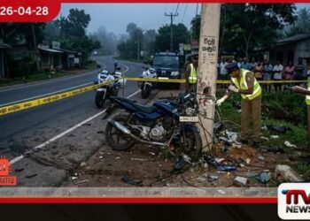 යතුරුපැදියක්  විදුලි කණුවක ගැටී  තරුණයෙකු ජීවිතක්ෂයට