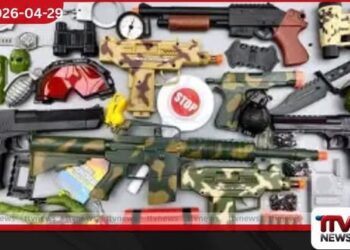 මැදවච්චියේ නිවසක  පවුල් ආරවුලක් විසඳීමට ගිය  පොලිස් නිලධාරීන් මවිත කළ  බිහිසුණු අවි ගබඩාවක සුලමුල හෙළිවෙයි