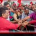 මැයි 25 අත්පුඩි ගහන්න ලෑස්ති වෙන්න