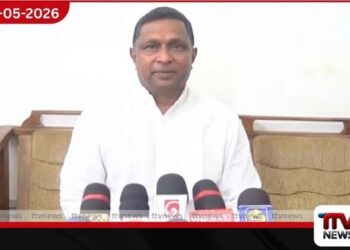 ඊයේ තෙල් මිල වැඩි කලේ  කලින් කලා නම් මැයි දිනේට  සෙනග නොඑන නිසා