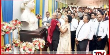 ප්‍රවීණ රංගවේදිනී  දිවංගත මාලිනී ෆොන්සේකා  වෙනුවෙන් ගුරුකුල විදුහලෙන්  උත්තමාචාර
