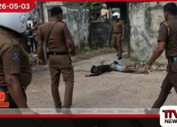 ගල්ගමුව අධිකරණයට  ඉදිරිපත් කිරීමට ගිය  සැකකරුවෙකුට  පොලිස් වෙඩි ප්‍රහාරයක්