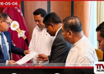 විධායකය අධිකරණයට  අතපෙවීම් කරන බවට  චෝදනා කරමින්  සජබෙන් කතානායකට යෝජනාවක්