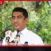 අද ගමේ ඉන්න මිනිස්සු විතරක් නෙවෙයි හිරගෙදර ඉන්න මිනිස්සුත් කියන්නේ ඊළඟ ජනාධිපති නාමල් කියලා