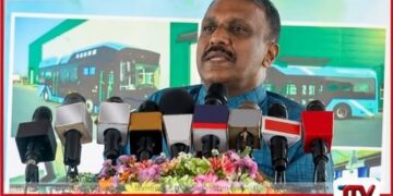 මෙට්‍රෝ බස් දාලා ආණ්ඩුව කරලා තියෙන්නේ ගණිකාවක් පෝරුවේ තිබ්බ වගේ වැඩක්