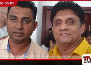 එදා පාක්ෂිකයෝ ආවේ  සජිත්ගේ රූපය බලන්න  රූපය ඇහැට දාගත්තට පස්සේ  කතාව අහගෙනම බස් එකට ගියා  රෝහණ බණ්ඩාර
