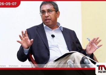 ආණ්ඩුවට එකතු වන බවට  පැතිර යන කටකතා  හර්ෂ ද සිල්වා  ප්‍රතික්ෂේප කරයි