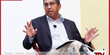 ආණ්ඩුවට එකතු වන බවට  පැතිර යන කටකතා  හර්ෂ ද සිල්වා  ප්‍රතික්ෂේප කරයි