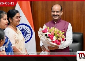 අමාත්ය සරෝජා පෝල්රාජ් ඇතුළු ශ්රී ලංකා නියෝජිත පිරිසක් ඉන්දීය කතානායකවරයා හමුවෙති
