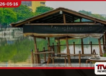 කොළඹ පාවෙන වෙළෙඳ සංකීර්ණයේ  කඩකාමර 92න් දැනට වැඩ කරන්නේ  16ක් පමණයි