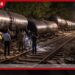 පොල්ගහවෙල සහ වලකුඹුර අතර  තෙල් ප්‍රවාහන දුම්රියක් පීලි පනී මාර්ගයේ දුම්රිය ගමනාගමනයට බාධා