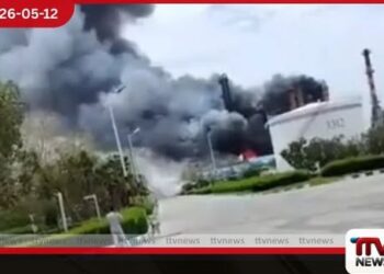 මැදපෙරදිග යුද ගින්න මැද  එක්සත් අරාබි එමීර් රාජ්‍යයෙන්  ඉරානයට  රහස් ප්‍රහාර මාලාවක්
