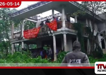 නේවාසික පහසුකම් ඉල්ලා අන්තරේ  බැසිල්ගේ බව කියූ මල්වානේ නිවසට  ඇතුළු වෙයි