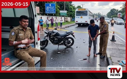 අත්අඩංගුවට ගත් සැකකරුවකු පොලිස් කොස්තාපල්වරයකුට පිහියෙන් අනියි