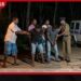 රාත්රී කාලයේ මාර්ග හරහා කම්බි ඇද යතුරුපැදිකරුවන් කොල්ලකෑ පුද්ගලයන් දෙදෙනෙකු පාදුක්කේදී ගම්වාසීන්ගෙන් කොටු වෙයි